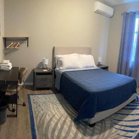 Lace Bed & Breakfast جورج تاون المظهر الخارجي الصورة